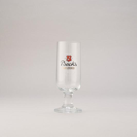 Beck's Unfiltered Glas